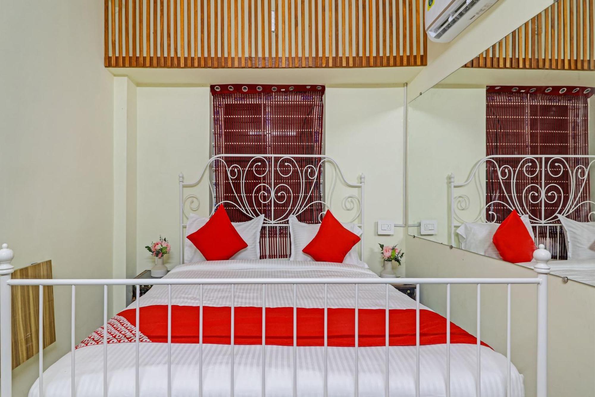 Super Hotel O Dsr Inn Near Nexus Χιντεραμπάντ Εξωτερικό φωτογραφία