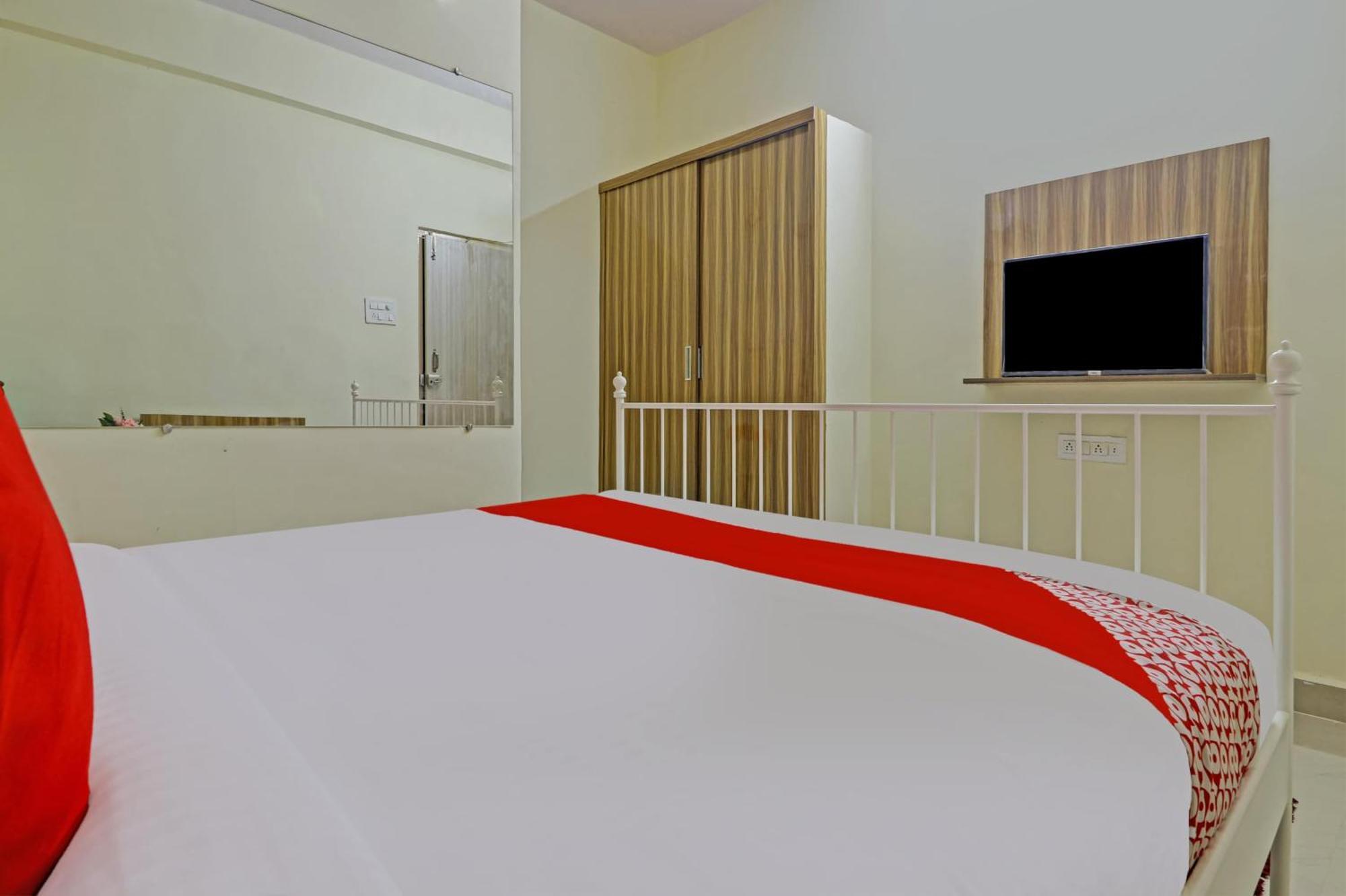 Super Hotel O Dsr Inn Near Nexus Χιντεραμπάντ Εξωτερικό φωτογραφία
