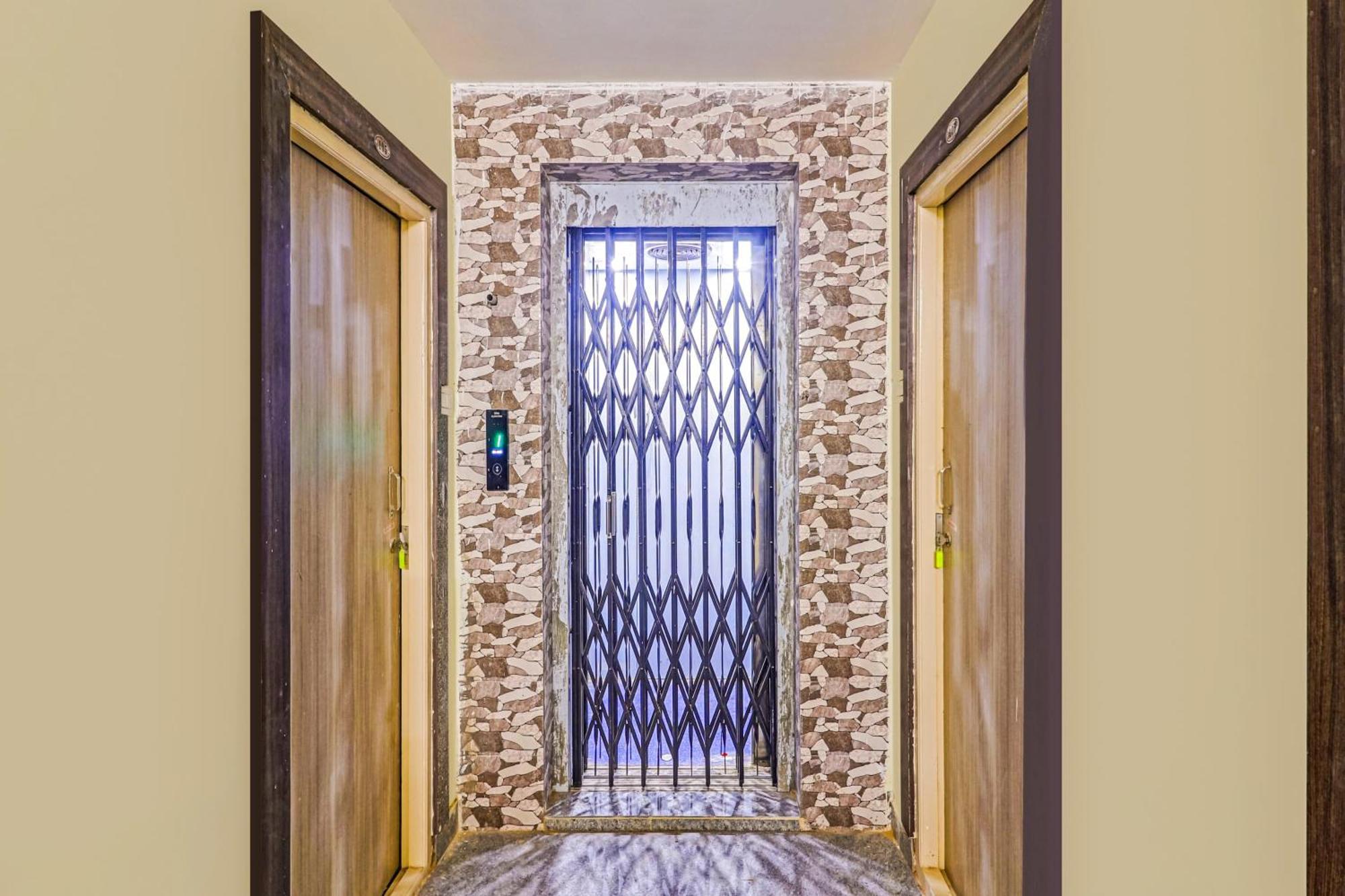 Super Hotel O Dsr Inn Near Nexus Χιντεραμπάντ Εξωτερικό φωτογραφία