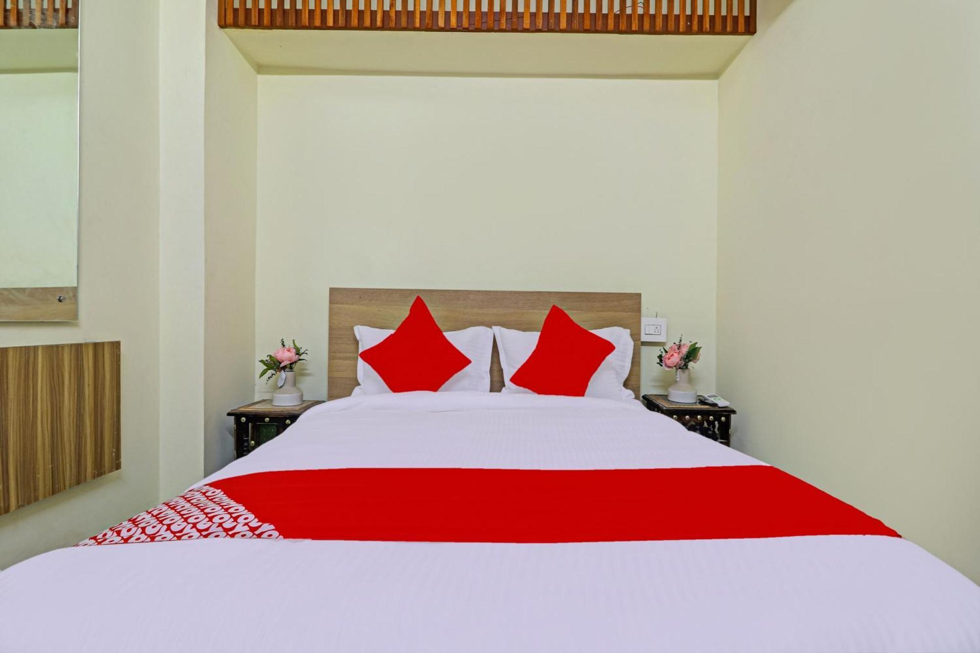 Super Hotel O Dsr Inn Near Nexus Χιντεραμπάντ Εξωτερικό φωτογραφία