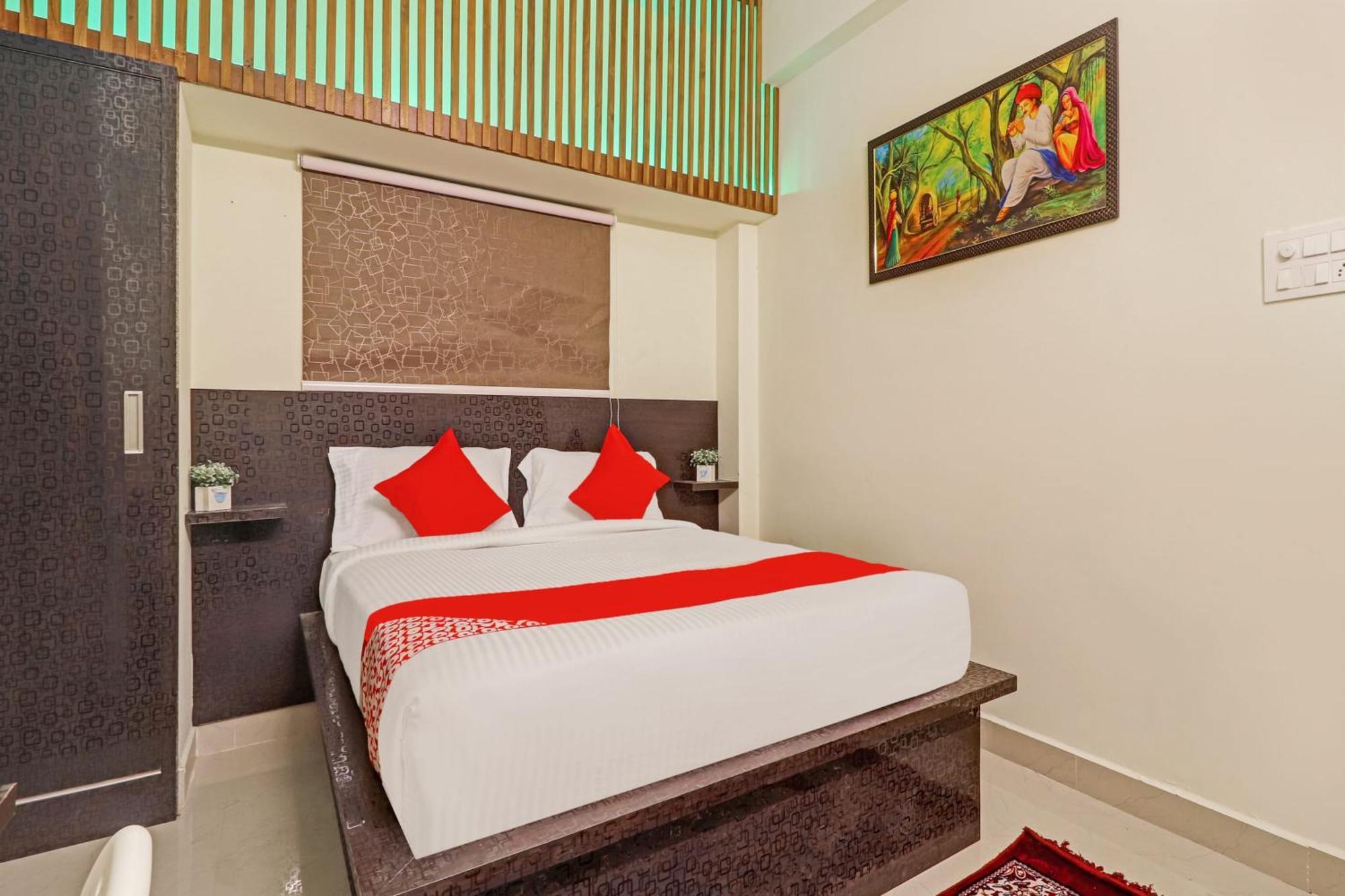 Super Hotel O Dsr Inn Near Nexus Χιντεραμπάντ Εξωτερικό φωτογραφία